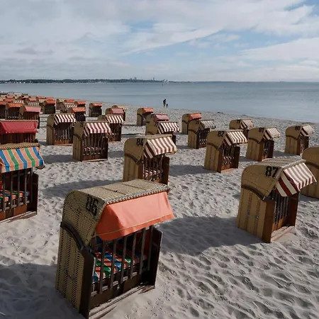 Strandburg Ostseeblick * Scharbeutz